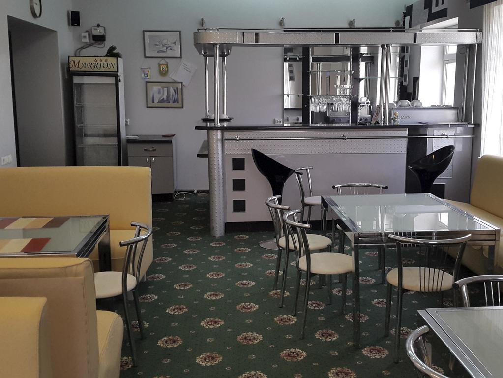 אודסה Marrion Hotel מראה חיצוני תמונה