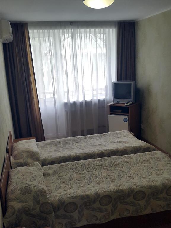 אודסה Marrion Hotel מראה חיצוני תמונה