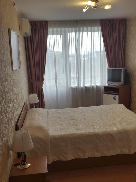אודסה Marrion Hotel מראה חיצוני תמונה